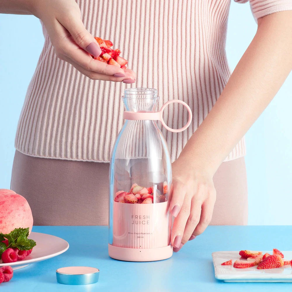 JuiceMate - Mini USB Rechargeable Blender