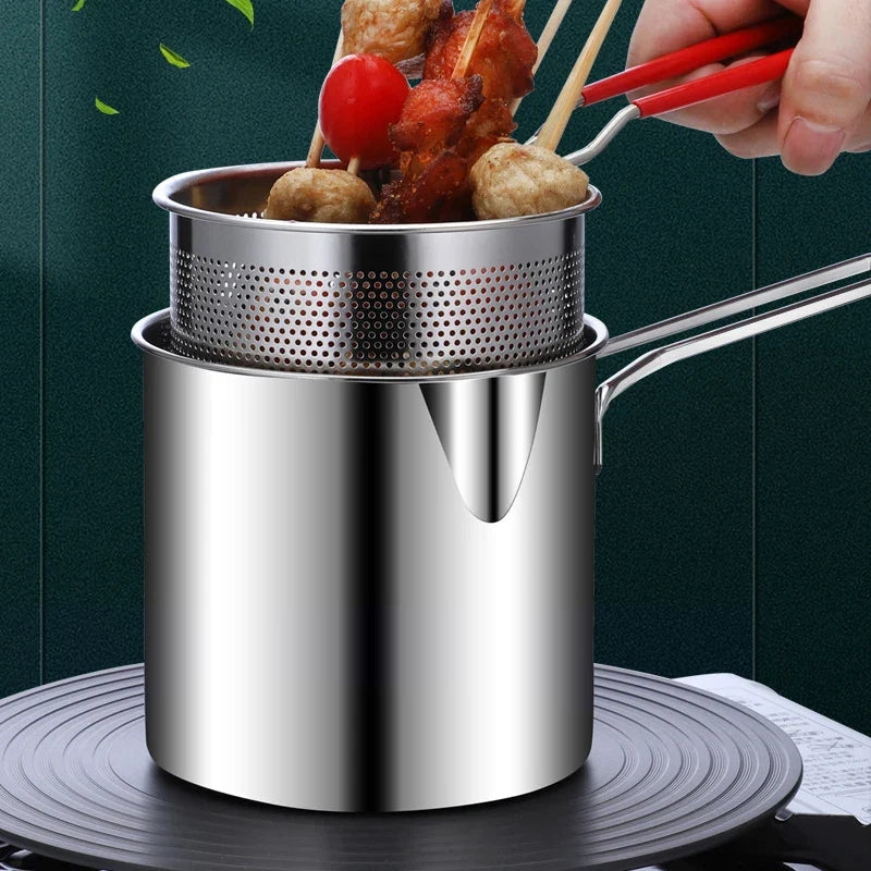 Versatile fryer for perfect snacks