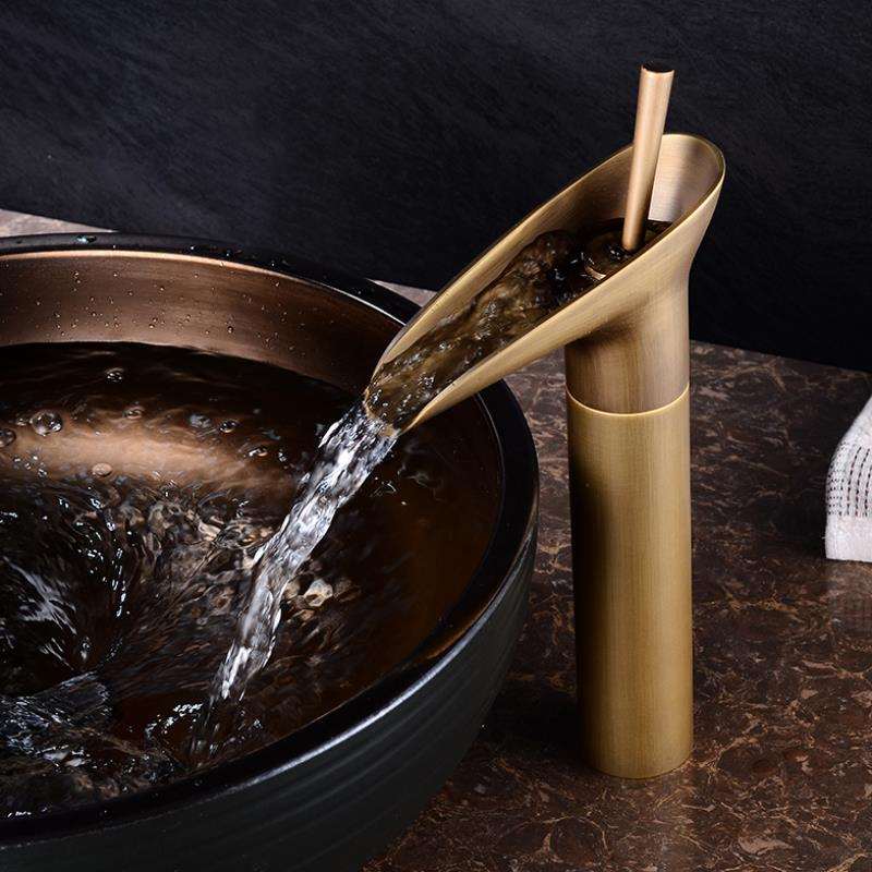 Elegant design bathroom waterfall faucet