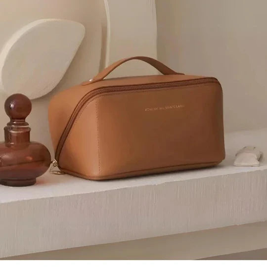 Yara - Modern Waterproof Makeup Bag