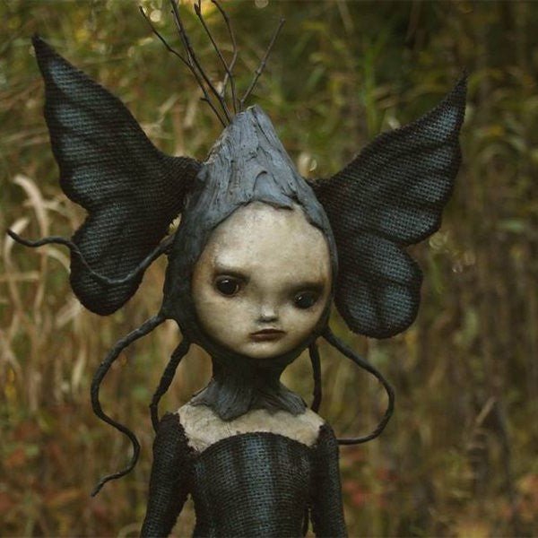 The Dark and Bizarre Art – Creepy Witch Sculptures (Halloween Decoration)