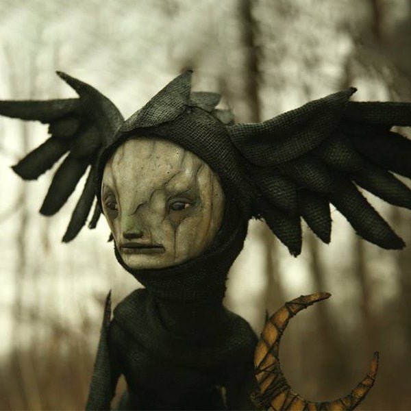 The Dark and Bizarre Art – Creepy Witch Sculptures (Halloween Decoration)